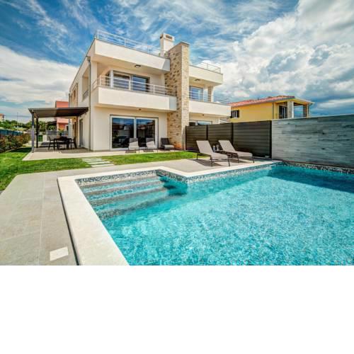 Holiday Home Villa Minerva B