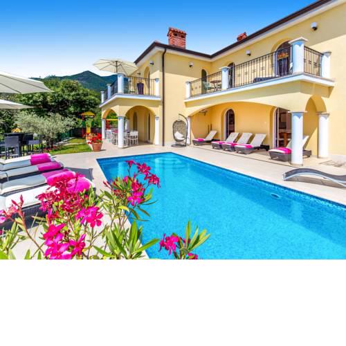 Holiday Home Villa Orhidea
