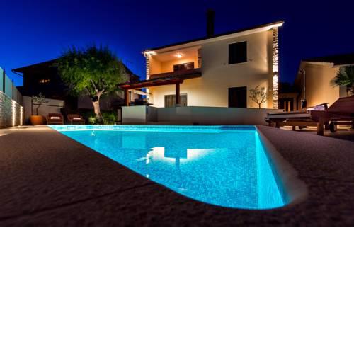 Holiday Home Villa Pula
