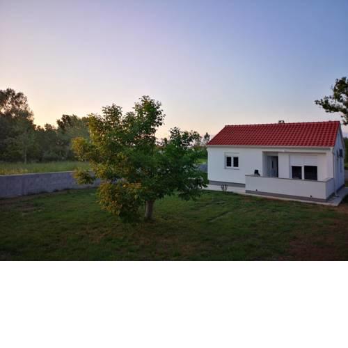 Holiday Home Višnja