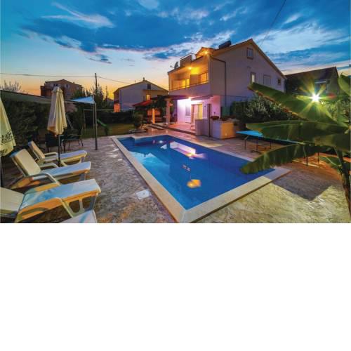 Holiday home Vladimira Stude II