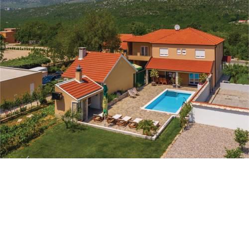 Holiday Home Zavojane V