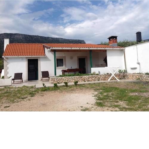 Holiday Home ZLATNI RAT (3543)