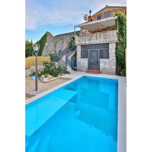 Holiday Home Zola (PSM120)