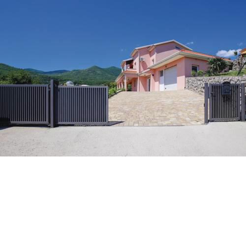 Holiday Home Zubinici