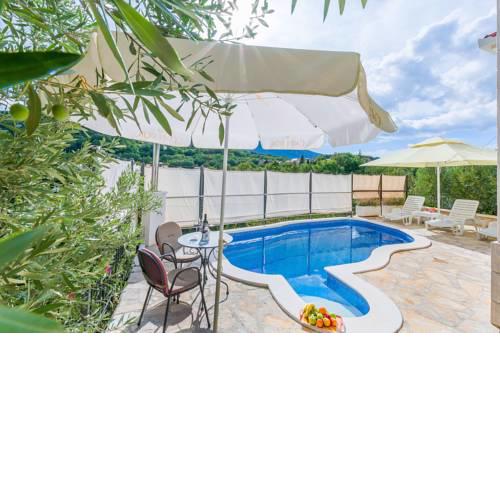 Holiday home Zvecanje