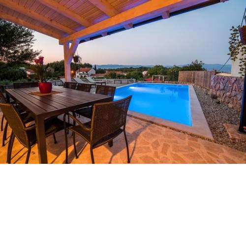 Holiday house 4769-1 for 7 pers. in Vrbnik