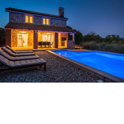 Holiday house 4770-1 for 8 pers. in Vrbnik