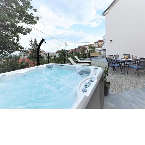 Holiday house Amberg with whirpool near Opatija