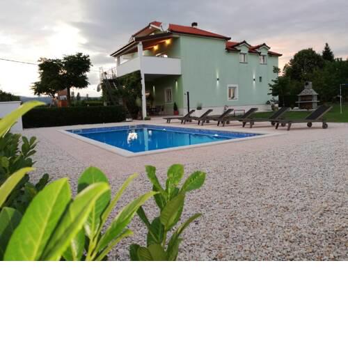 Holiday house Anetta with Pool