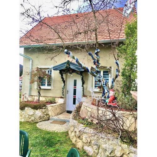 Holiday house Apartments Dajčić