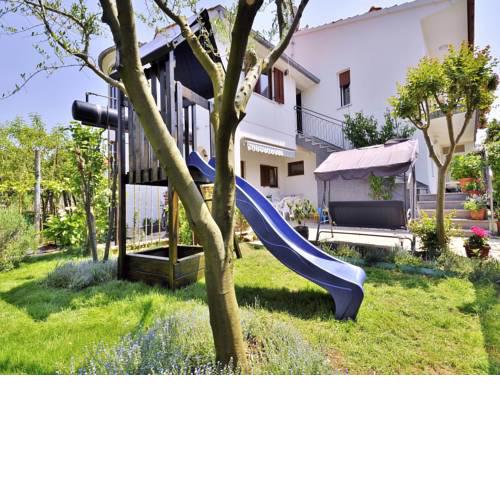 Holiday House Bruno 639