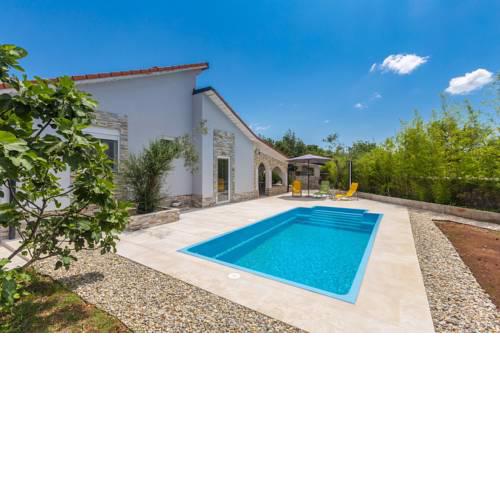 Holiday house DENIS