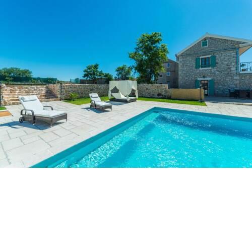 Holiday house in Biograd na Moru with terrace, air conditioning, WiFi, washing machine (4949-1)