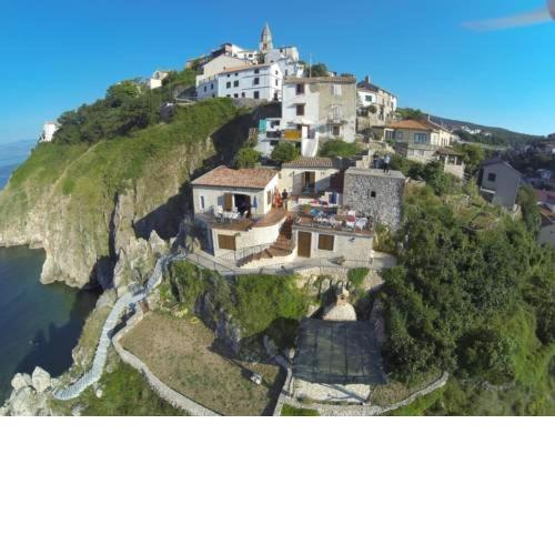 Holiday house in Vrbnik with sea view, terrace, air conditioning, W-LAN 3672-1