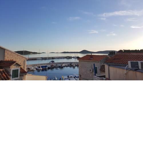 Holiday House Lara