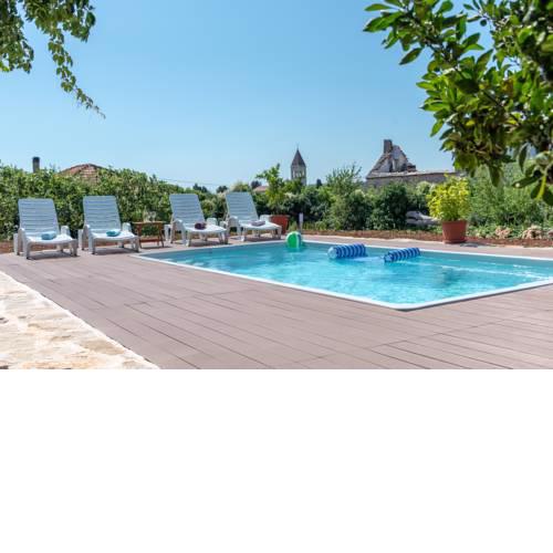 Holiday House Markoč