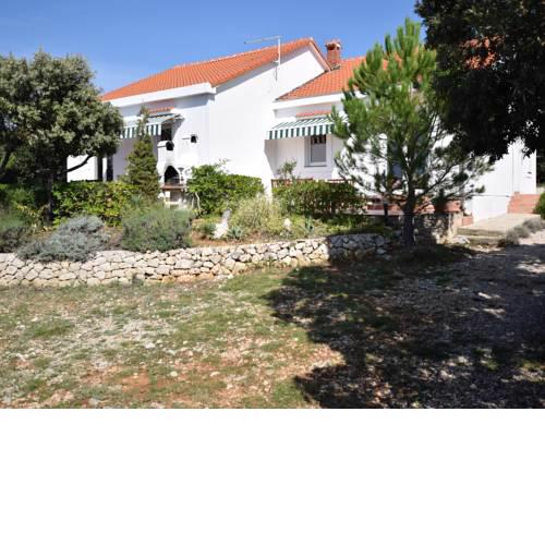Peaceful Holiday Home in Mandre Croatia with Terrace