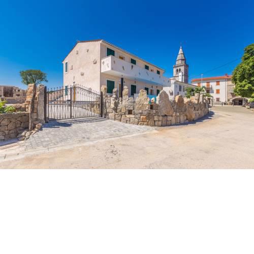 Holiday house PLOVANIJA