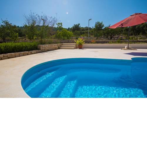 Holiday House Popic