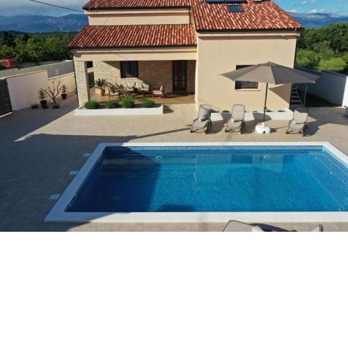 Holiday House Roza