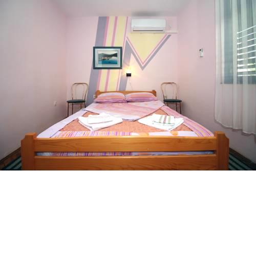 Holiday House Serov