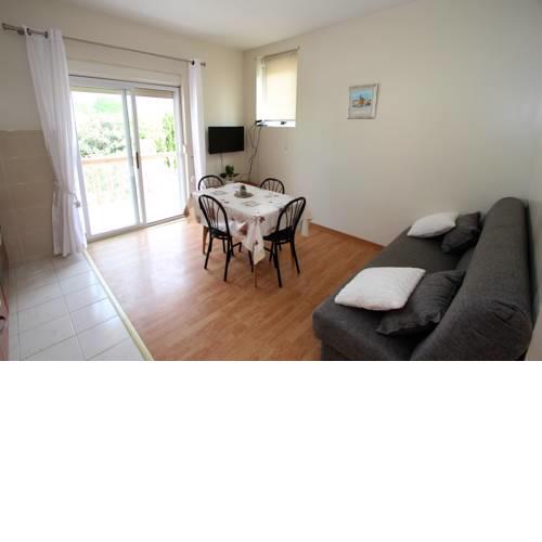 Holiday House Violeta