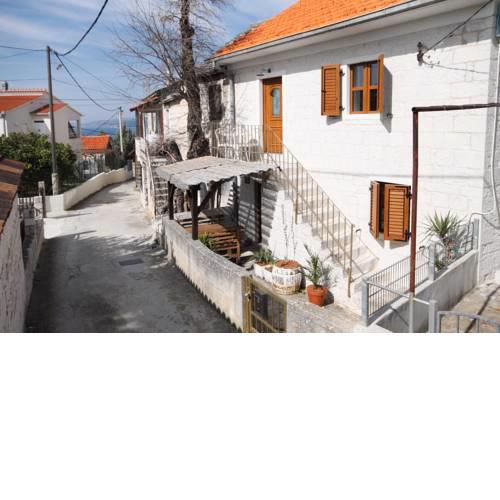 Holiday house with WiFi Okrug Gornji, Ciovo - 5253