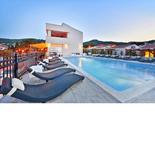 Holiday resort Vile Dalmacija Preko - CIN05006-CYF