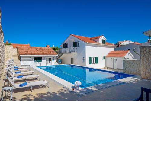 holidayhomehr