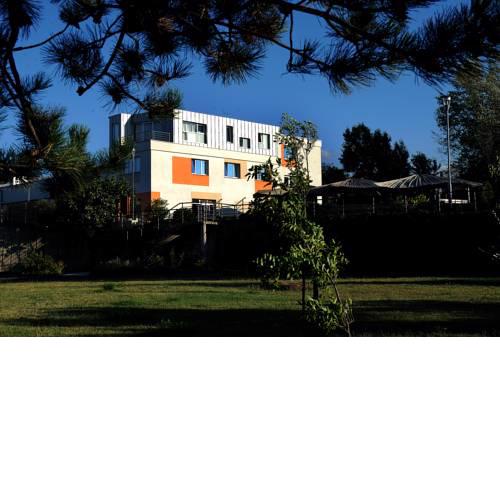 Hostel Dharma