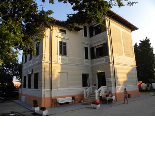 Hostel Emi San Valentino
