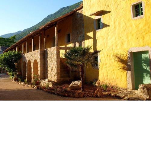 Hotel Balatura