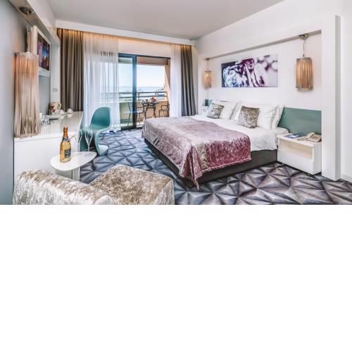 Hotel Luxe