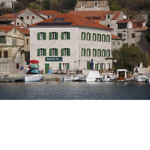 Hotel Maestral
