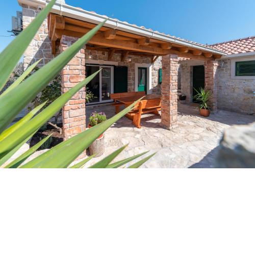 House Frane