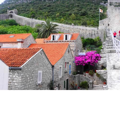 House Ina Ston