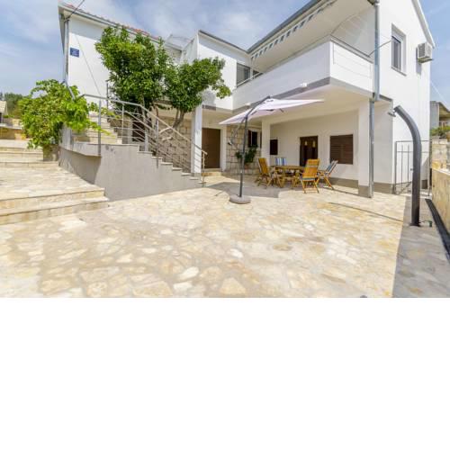 House Ivana