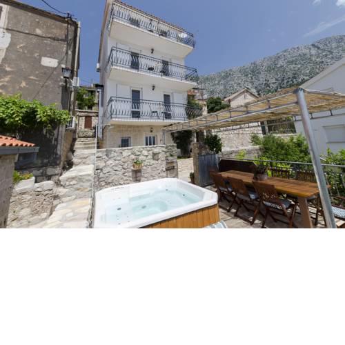 House Jasna