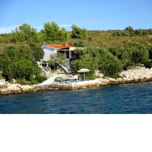 House More - robinson tourism