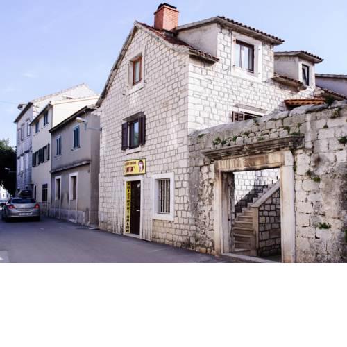 House Nevenka