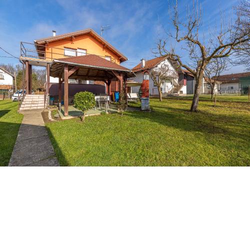 House Pepica Near Zagreb