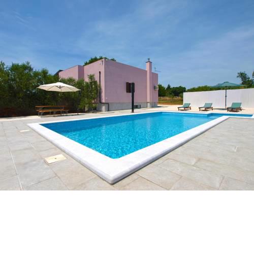House Roberto 1790