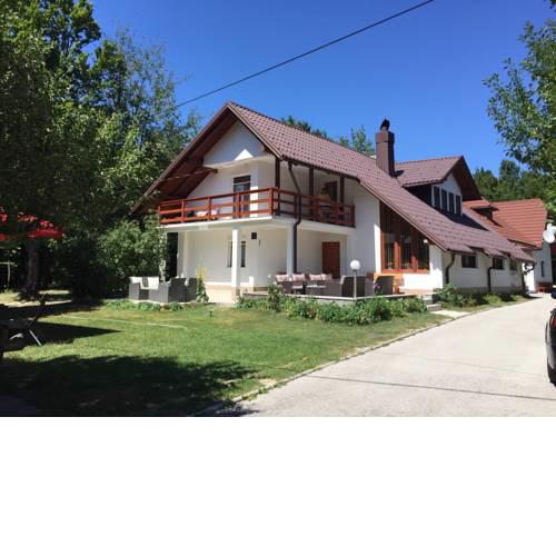 House Samardzic