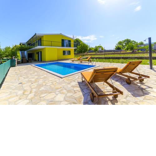 House Simani