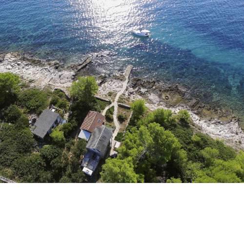 Coastal Cottage in zizanj with Barbecue