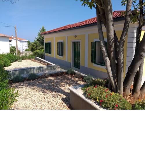 House Tonica