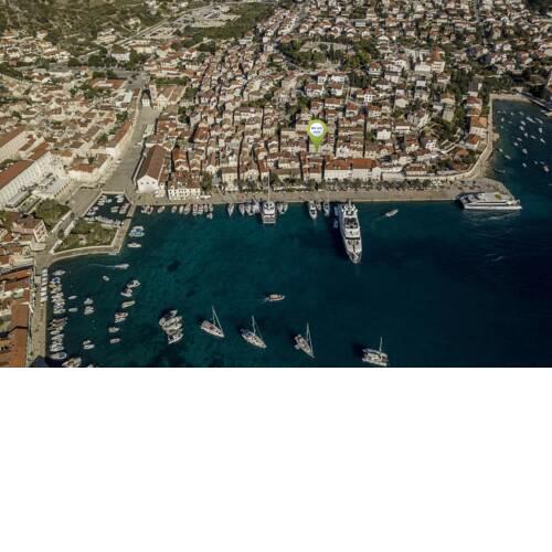 HVAR CENTRAL APARTMENT