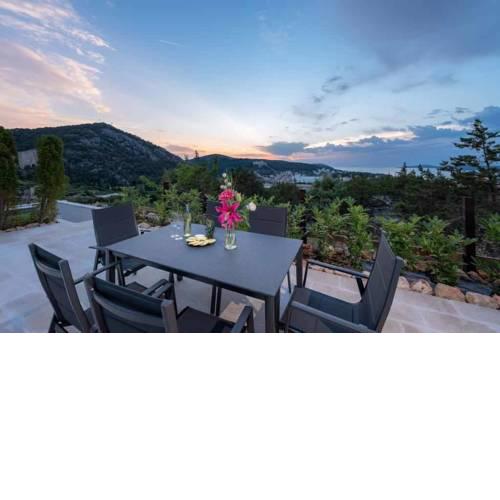 Hvar Romantic Sea View