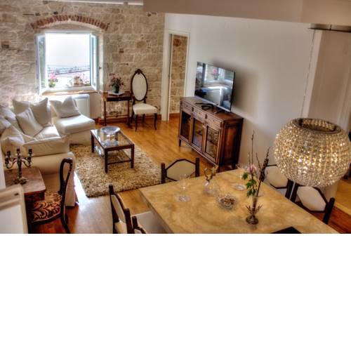 Imperial Luxury Apartment